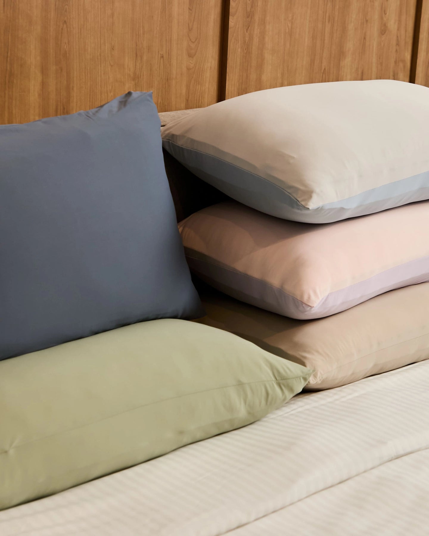 Cooling Pillowcase (x2) - Instant Cool-to-Touch &amp; Stretchable