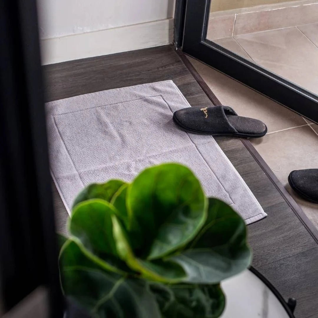 KapasLUXE extra-long staple bath mat